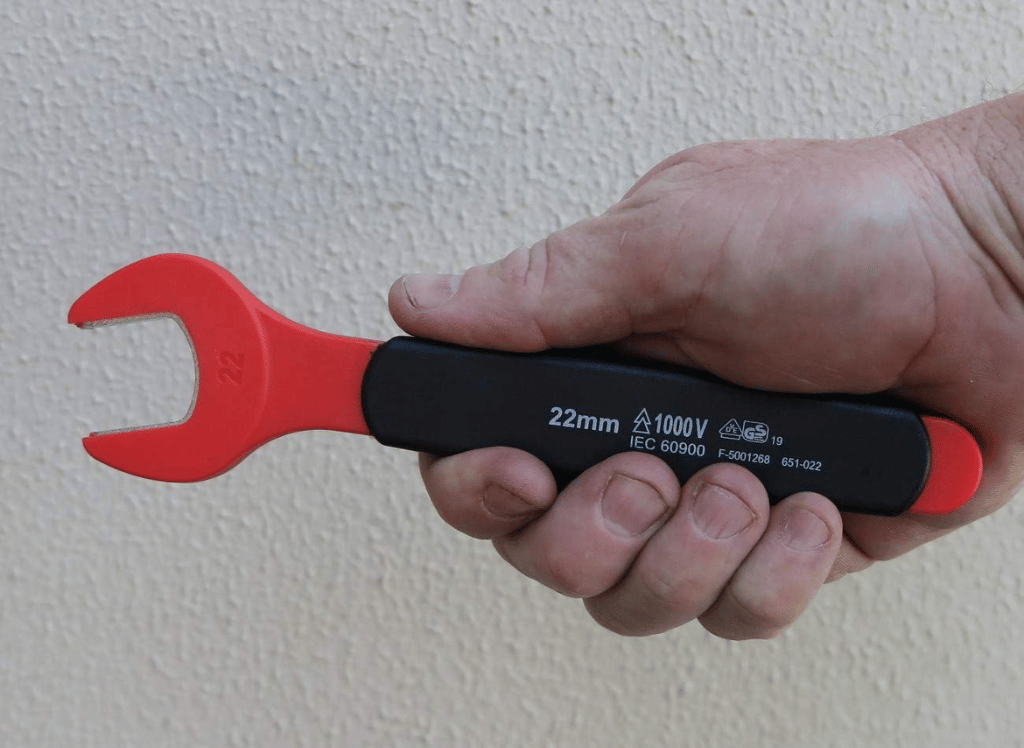 Isolate Yourself From Possible Shock With Insulated Wrenches