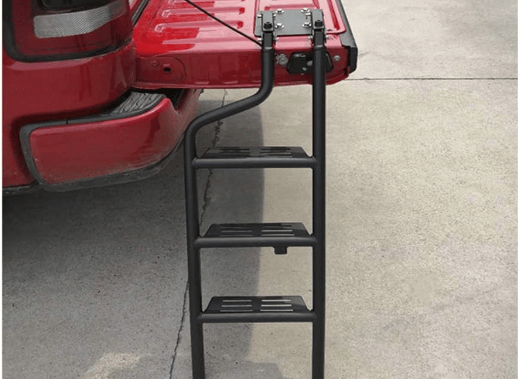 Choosing the Right Tailgate Ladder to Load Your Cargo