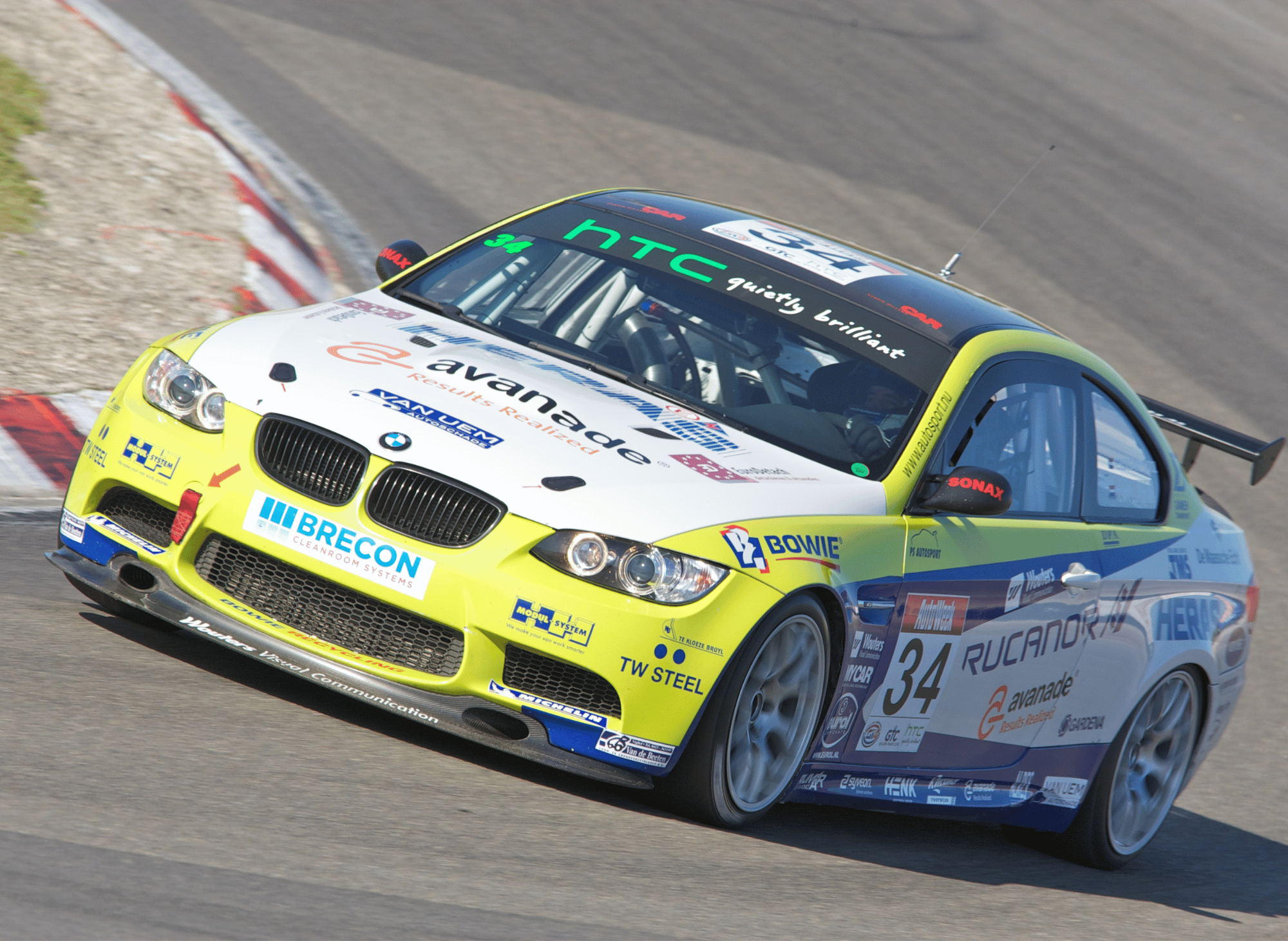 BMW M3 GTR Strassenversion: Racing Pedigree Meets the Road